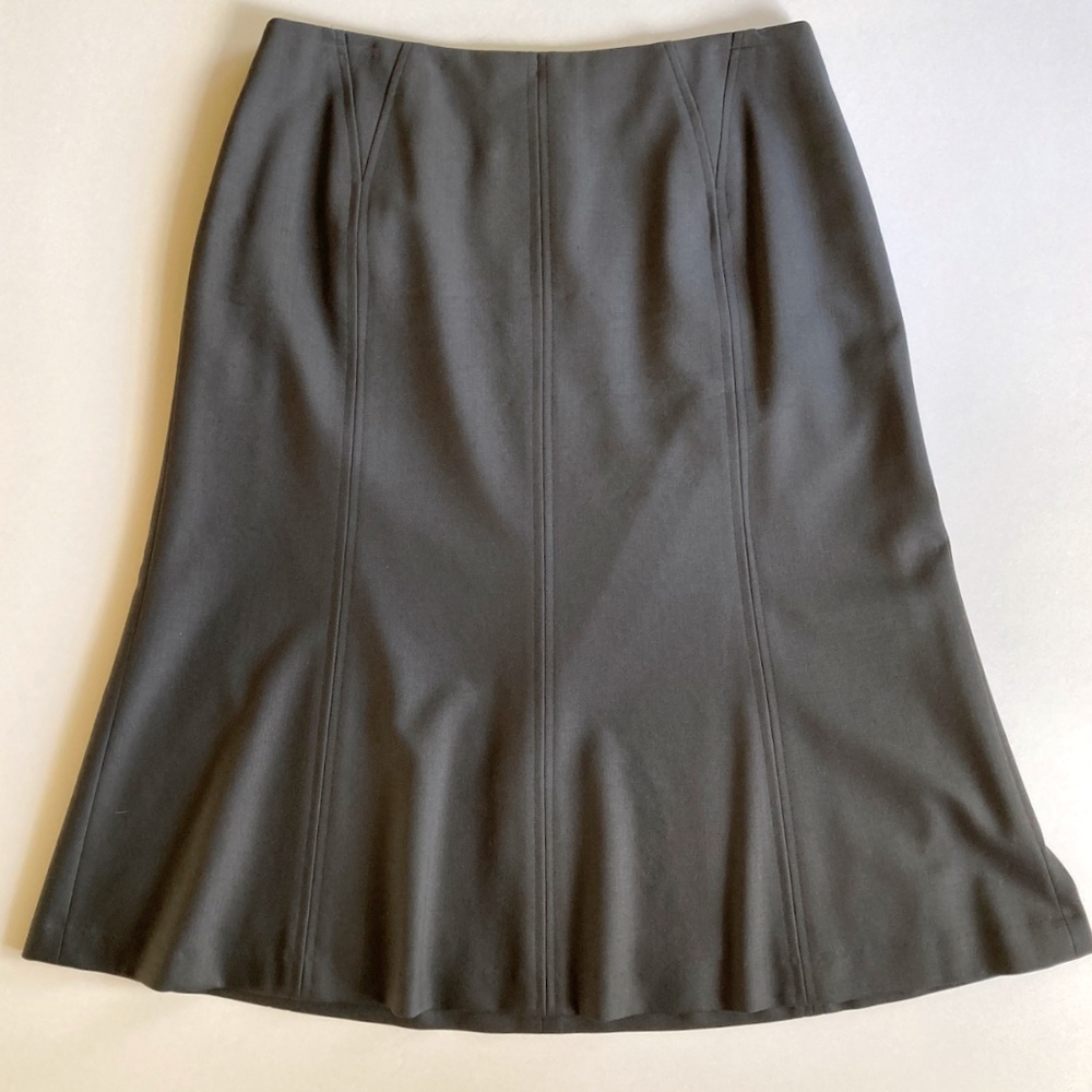 Talbots Gray Wool Skirt Size 8 Italian Fabric A Line Knee Length Lined Zipper
